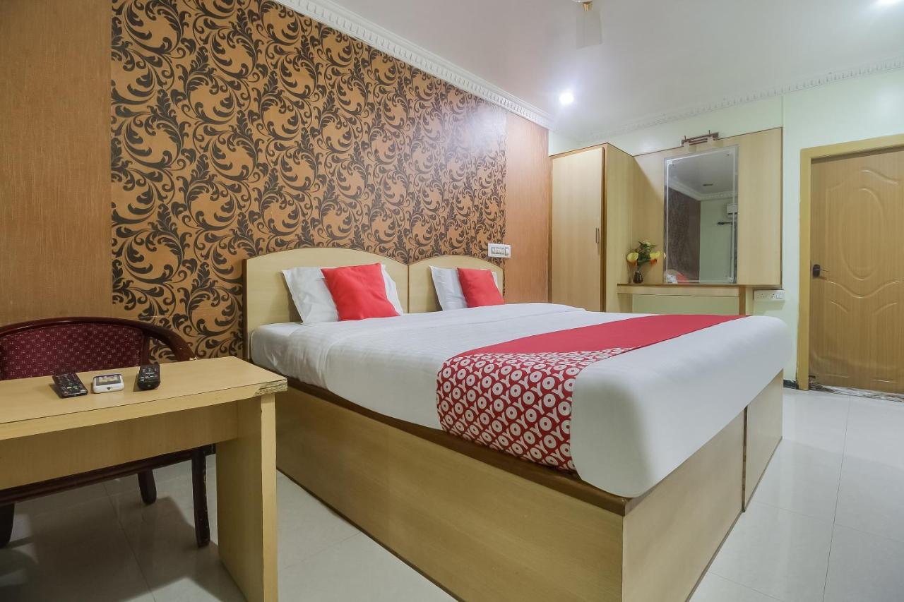 Oyo 70841 Hotel Anjali Residency Velur Ngoại thất bức ảnh