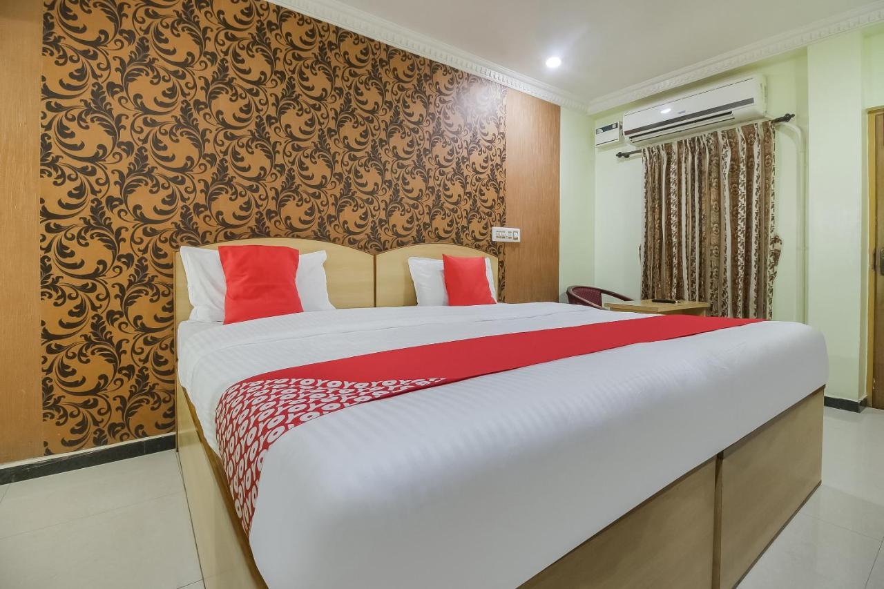 Oyo 70841 Hotel Anjali Residency Velur Ngoại thất bức ảnh